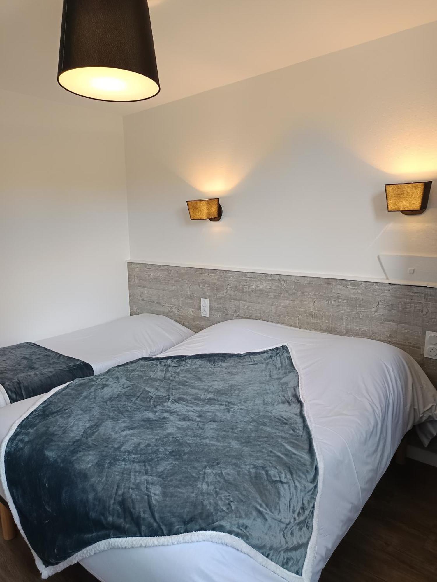 Le Relais Du Velors Otel Beaumont-en-Véron Dış mekan fotoğraf